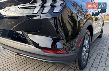 Позашляховик / Кросовер Ford Mustang Mach-E 2023 в 