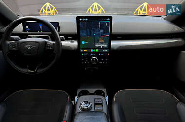 Внедорожник / Кроссовер Ford Mustang Mach-E 2022 в 