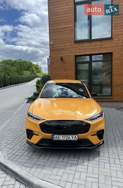 Внедорожник / Кроссовер Ford Mustang Mach-E 2021 в 