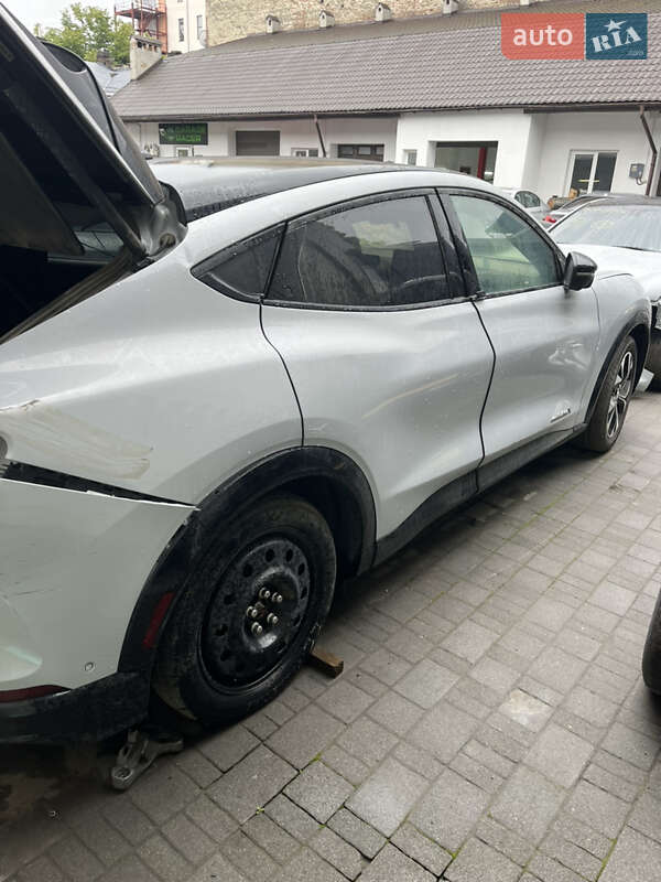 Внедорожник / Кроссовер Ford Mustang Mach-E 2023 в Львове фото 3 Внедорожник / Кроссовер Ford Mustang Mach-E 2023 в Львове