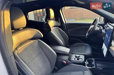 Внедорожник / Кроссовер Ford Mustang Mach-E 2021 в 
