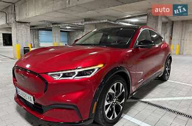 Внедорожник / Кроссовер Ford Mustang Mach-E 2021 в 