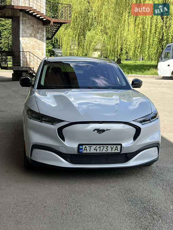 Внедорожник / Кроссовер Ford Mustang Mach-E 2021 в 