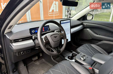 Внедорожник / Кроссовер Ford Mustang Mach-E 2022 в 