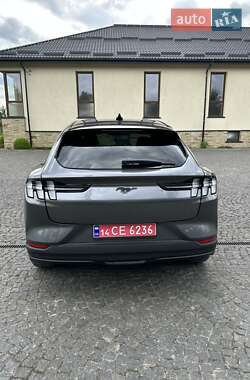 Внедорожник / Кроссовер Ford Mustang Mach-E 2021 в 