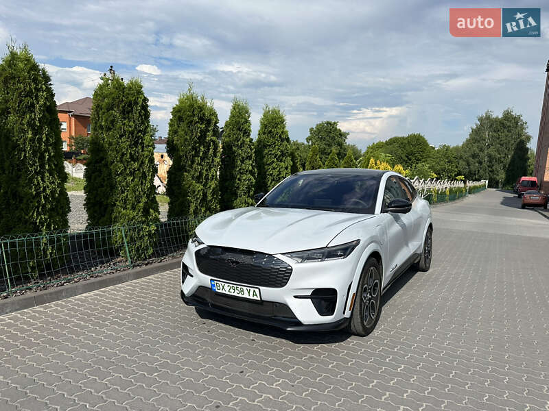 Внедорожник / Кроссовер Ford Mustang Mach-E 2022 в 
