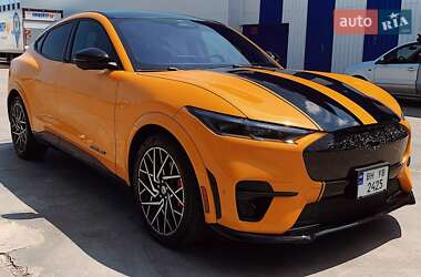 Внедорожник / Кроссовер Ford Mustang Mach-E 2021 в 