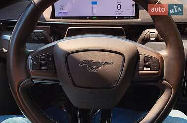 Внедорожник / Кроссовер Ford Mustang Mach-E 2021 в 