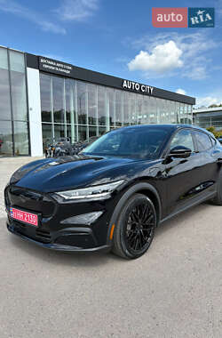 Внедорожник / Кроссовер Ford Mustang Mach-E 2021 в 