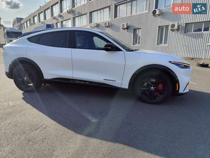 Позашляховик / Кросовер Ford Mustang Mach-E 2023 в Києві