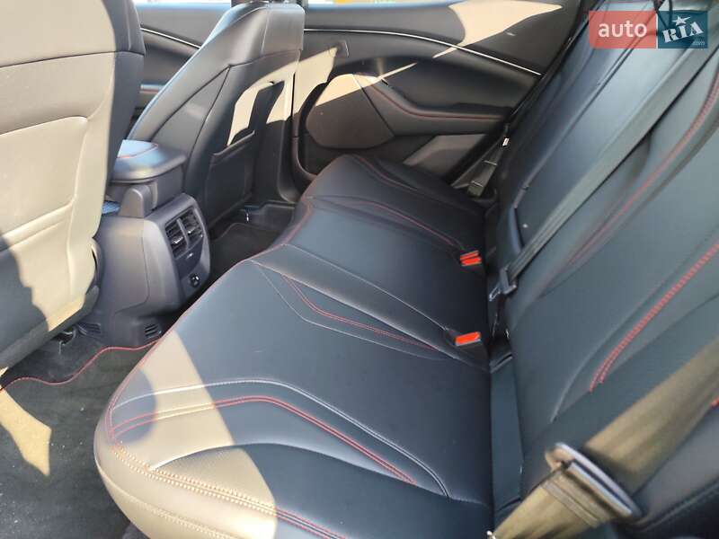 Позашляховик / Кросовер Ford Mustang Mach-E 2023 в Києві
