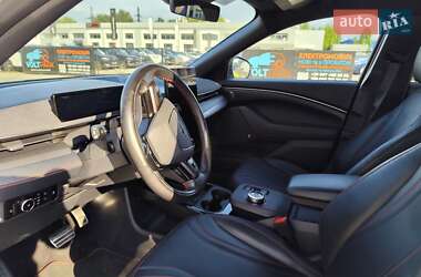 Внедорожник / Кроссовер Ford Mustang Mach-E 2023 в 
