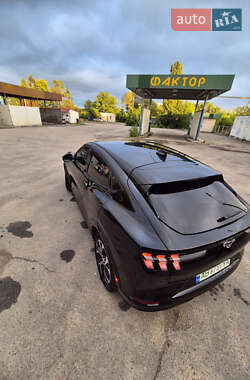 Внедорожник / Кроссовер Ford Mustang Mach-E 2022 в 