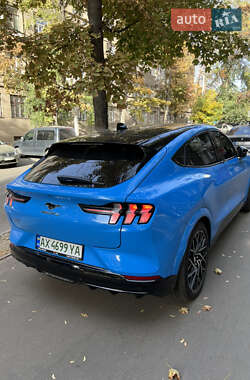 Внедорожник / Кроссовер Ford Mustang Mach-E 2022 в 