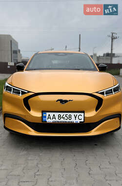 Внедорожник / Кроссовер Ford Mustang Mach-E 2022 в 