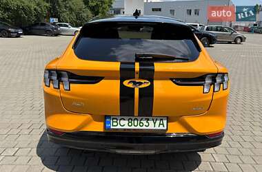 Позашляховик / Кросовер Ford Mustang Mach-E 2023 в 
