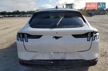 Внедорожник / Кроссовер Ford Mustang Mach-E 2021 в 