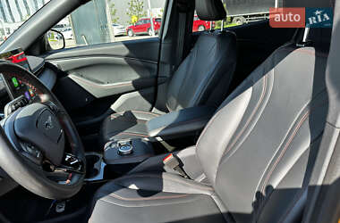 Внедорожник / Кроссовер Ford Mustang Mach-E 2022 в 