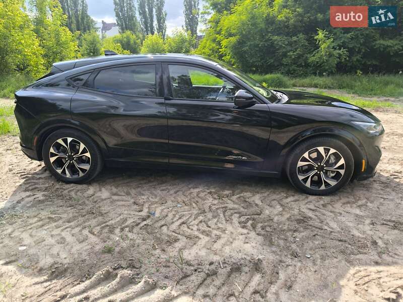 Внедорожник / Кроссовер Ford Mustang Mach-E 2021 в Киеве