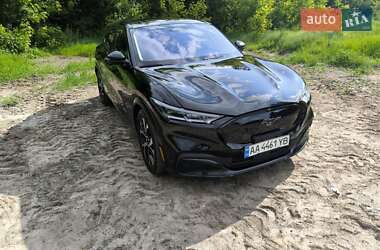 Позашляховик / Кросовер Ford Mustang Mach-E 2021 в 