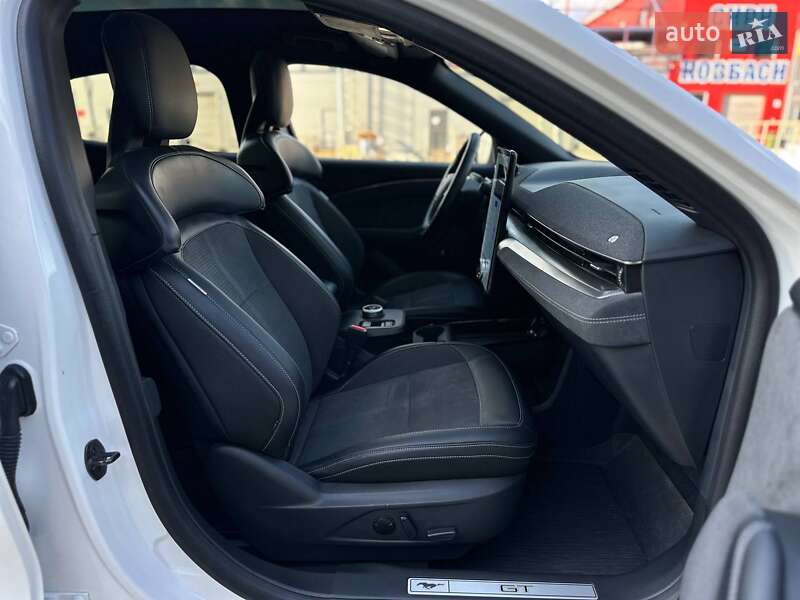 Внедорожник / Кроссовер Ford Mustang Mach-E 2021 в Киеве