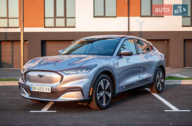 Внедорожник / Кроссовер Ford Mustang Mach-E 2022 в 