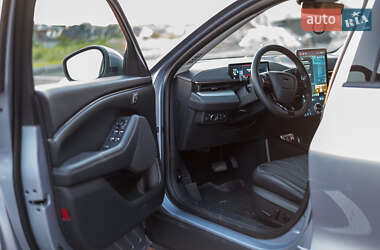 Внедорожник / Кроссовер Ford Mustang Mach-E 2022 в 