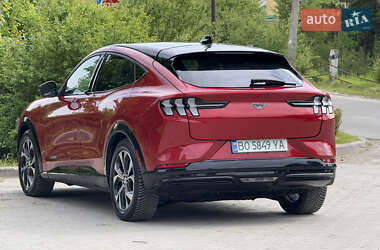 Позашляховик / Кросовер Ford Mustang Mach-E 2021 в 