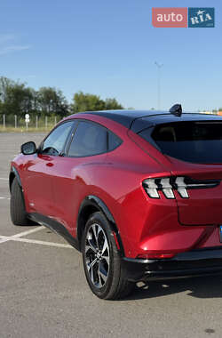 Внедорожник / Кроссовер Ford Mustang Mach-E 2021 в 