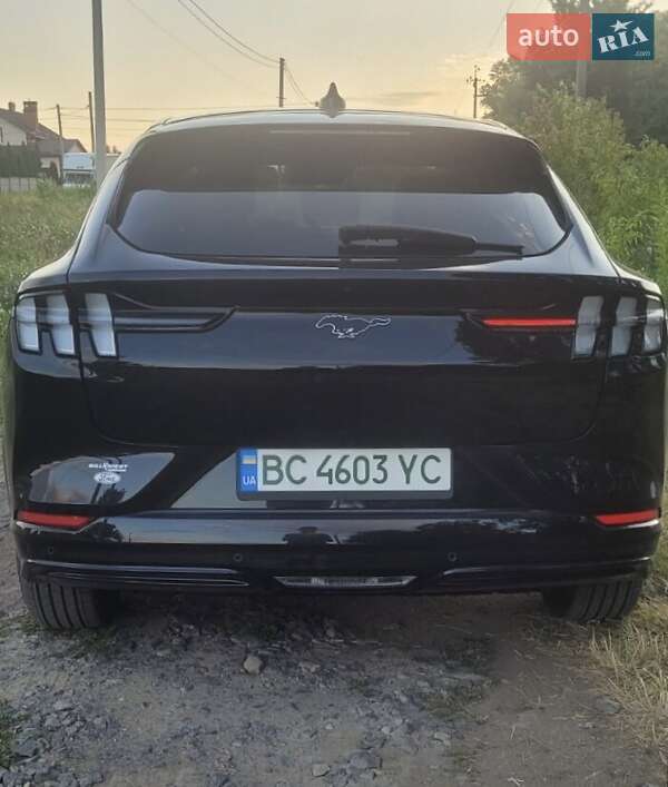 Позашляховик / Кросовер Ford Mustang Mach-E 2024 в Мостиській