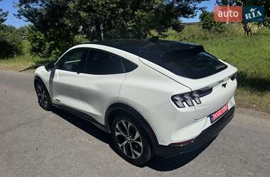 Внедорожник / Кроссовер Ford Mustang Mach-E 2021 в 