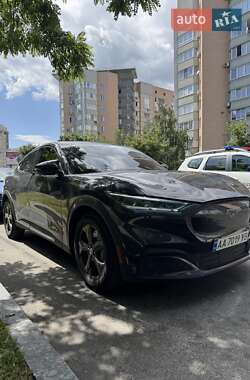 Позашляховик / Кросовер Ford Mustang Mach-E 2022 в Києві