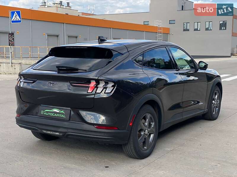Позашляховик / Кросовер Ford Mustang Mach-E 2021 в Києві