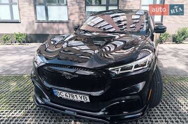 Позашляховик / Кросовер Ford Mustang Mach-E 2023 в 