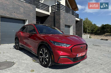 Внедорожник / Кроссовер Ford Mustang Mach-E 2021 в 