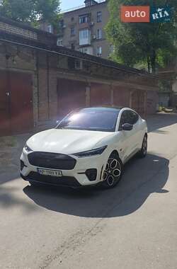 Позашляховик / Кросовер Ford Mustang Mach-E 2023 в 