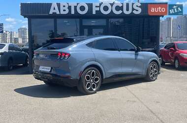 Позашляховик / Кросовер Ford Mustang Mach-E 2023 в 