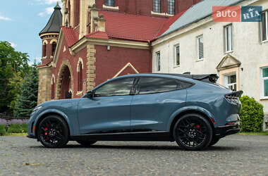 Внедорожник / Кроссовер Ford Mustang Mach-E 2022 в 