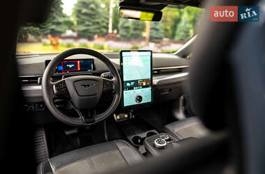 Внедорожник / Кроссовер Ford Mustang Mach-E 2022 в 