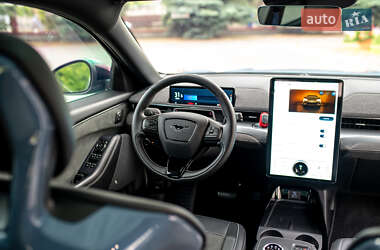 Внедорожник / Кроссовер Ford Mustang Mach-E 2022 в 