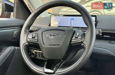 Внедорожник / Кроссовер Ford Mustang Mach-E 2023 в 