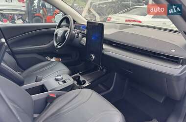 Позашляховик / Кросовер Ford Mustang Mach-E 2023 в 
