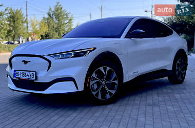 Внедорожник / Кроссовер Ford Mustang Mach-E 2021 в 