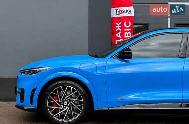 Позашляховик / Кросовер Ford Mustang Mach-E 2022 в 