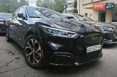 Позашляховик / Кросовер Ford Mustang Mach-E 2021 в 
