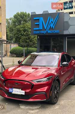 Внедорожник / Кроссовер Ford Mustang Mach-E 2021 в 