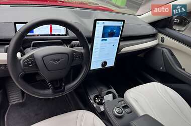 Внедорожник / Кроссовер Ford Mustang Mach-E 2021 в 