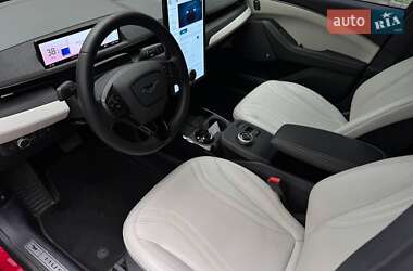 Внедорожник / Кроссовер Ford Mustang Mach-E 2021 в 