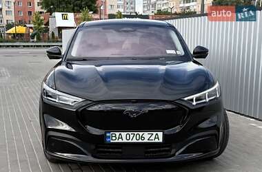 Внедорожник / Кроссовер Ford Mustang Mach-E 2022 в 