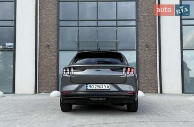 Внедорожник / Кроссовер Ford Mustang Mach-E 2021 в 